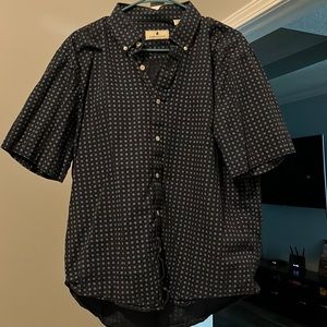 Southern pines men top